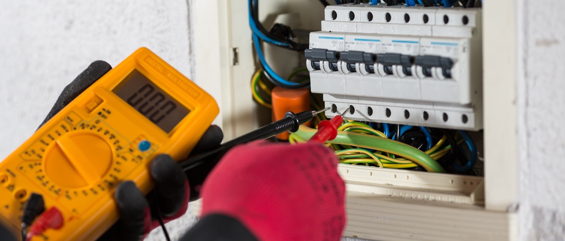Electricians DA16